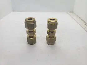 B-400-6 Tylok B-4-du Ref Brass Union 1/4 Inch Od Tube Lot Of 2 Nnb