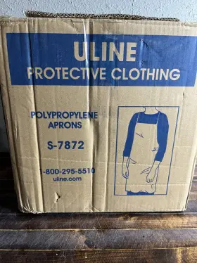 S-7872 U-line Uline Polypropylene Protective Aprons White Lightweight Bulk Case