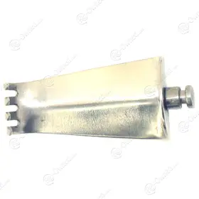 50-1384 Unmarked X 501384 Retractor Blade Sharp 40mm Length