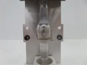 441000282 Waters Rev D Chromatography Lamp #2 441000282 Waters Rev D Chromatography Lamp #2