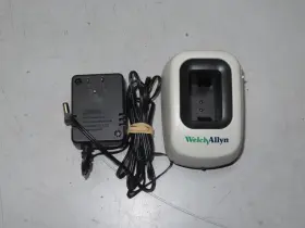 90100 Welch Allyn 739 Series Charger For Kleenspec Cordless Illumination System