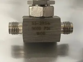 Ss-2rs4 Whitey Stainless Steel Manual Valve 1/4 Inch Compression Lot Of 2 #3