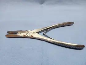 3712210 Xomed Ruskin Rongeur Double-action 7 Inch 5.0mm Straight