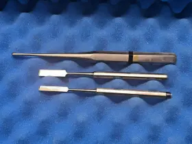 3670-00-04 Zimmer Mixed Lot Of 3 3670 Curette 853-00-06 3/8 And 853-00-04 1/4 Osteotomes