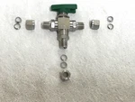 Com Pat 320 -3. 3/8 Stainless Steel Ball Nos Valve. Fixed Price $85.00.