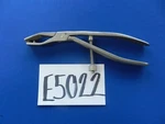E5022 Stryker Howmedica 6704-9-500 Dall Miles Holding Forceps. Fixed Price $125.00.