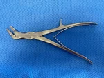 Zimmer 3332 Echlin Duckbill Rongeur Orthopedic. Fixed Price $99.00.