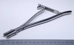 Medtronic #820-555 Holder 9 " Rachet Stainless Steel Surgical Clamp. Fixed Price $66.60.