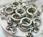 18 Ultibend 15H4SC Size 1-1.5" Sanitary Clamps Single Pin 304SS Heavy Duty Clean. Fixed Price $83.96.