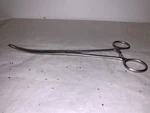 V. Mueller SU-2777 Curved Carmalt Artery Forceps Instrument Used. Fixed Price $41.00.