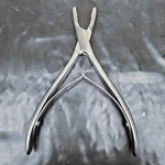Codman 61-2525 Inge Lamina Spreader Ratchet Instrument. Fixed Price $94.95.