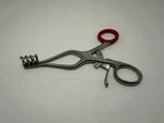 Ssi Ultra 24-2214 Weitlaner 3X4 Prong Blunt Retractor 5.5" Overall Length. Fixed Price $20.00.