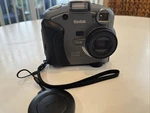 Kodak DC290 Zoom Digital Camera 2.1 Mp 3X Optical 2X For Repairs. Fixed Price $9.99.